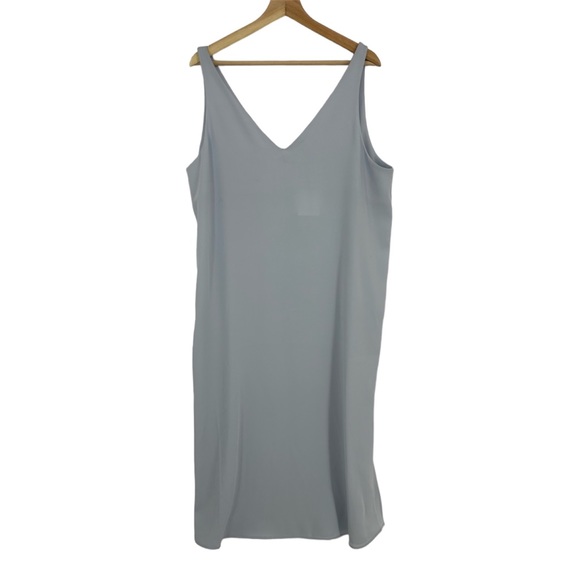 En Thread Ice Blue V-Neck Sleeveless Midi Dress - Picture 2 of 6